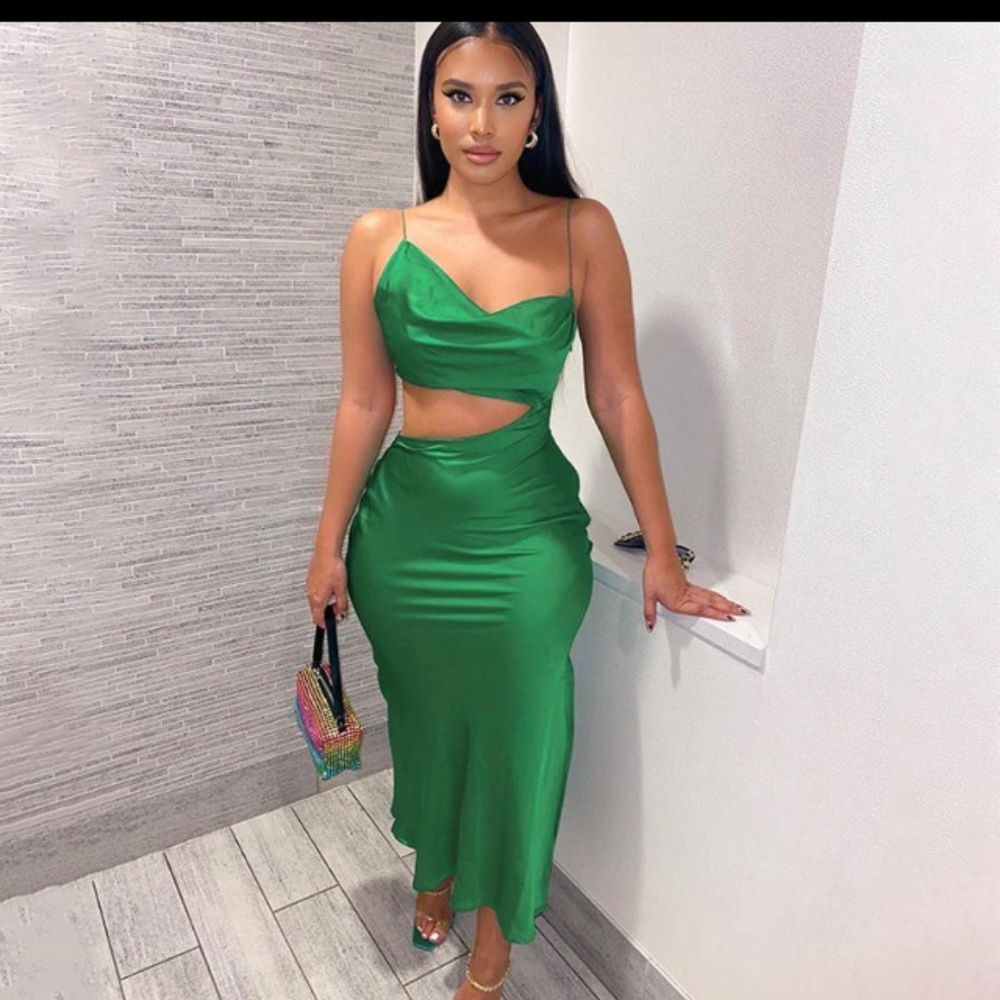 Women dress